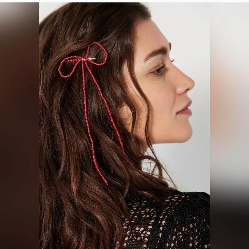 Free People Coquette Dainty Black Beaded Bow Bobby Pins Hair Clips NWT Set
